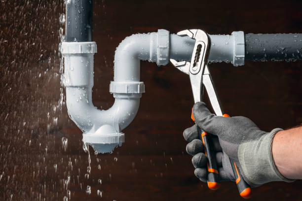 Professional Gas Line Repair technician working in Howell, UT